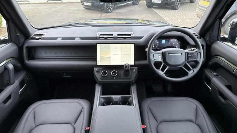 Land Rover Defender 3.0 D250 X-Dynamic SE 90 3dr Auto Diesel Estate